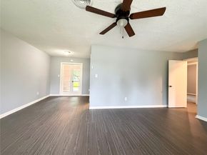 702 Loper Street, Houston TX 77017