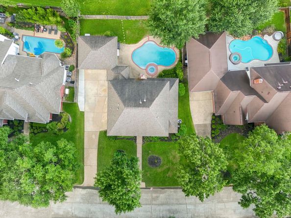 14714 Sandy Creek Drive, Houston TX 77070