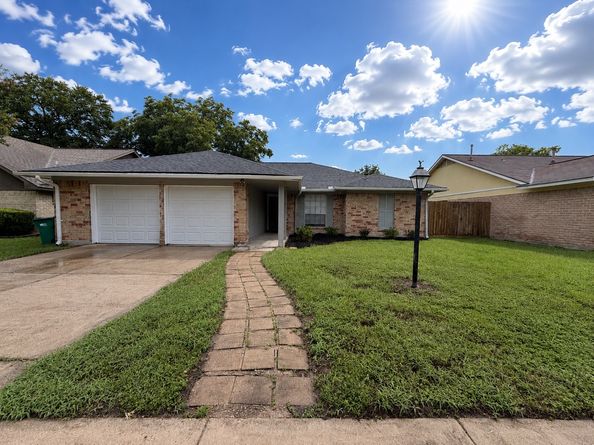 8119 Knightwood Forest Drive, Houston TX 77088