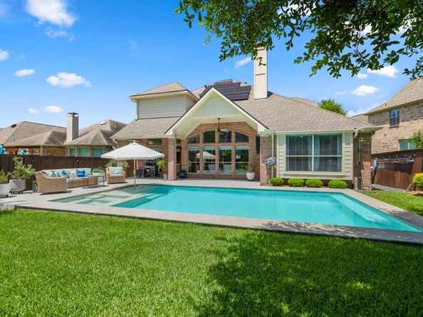 26 Winhall Place, The Woodlands TX 77354