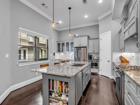 1219 W 25th Street B, Houston TX 77008