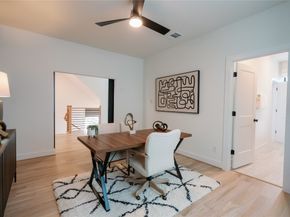1422 Caywood Lane A, Houston TX 77055