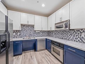 2299 Lone Star Drive 327, Sugar Land TX 77479