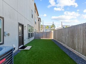 10616 Centre Shadows Drive, Houston TX 77043