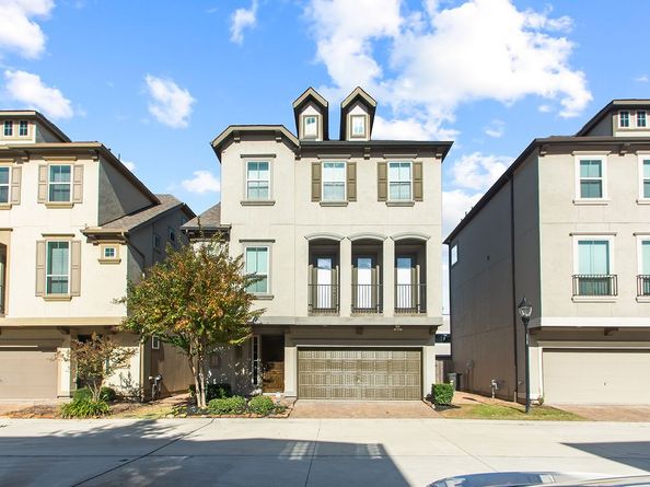 10616 Centre Shadows Drive, Houston TX 77043