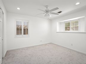 5834 Braesheather Drive, Houston TX 77096