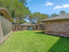 5834 Braesheather Drive, Houston TX 77096