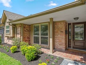 5834 Braesheather Drive, Houston TX 77096