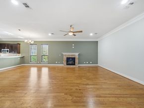 5525 Kiam Street C, Houston TX 77007