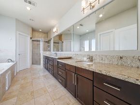 5525 Kiam Street C, Houston TX 77007