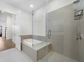 4820 Caroline Street 507, Houston TX 77004