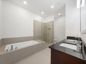 4820 Caroline Street 507, Houston TX 77004