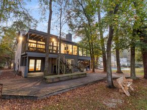 14 Wakerobin Court, The Woodlands TX 77380