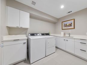 14 Wakerobin Court, The Woodlands TX 77380