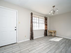 7878 Leonora Street, Houston TX 77061