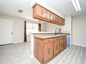 7878 Leonora Street, Houston TX 77061