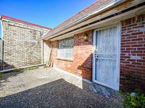 7878 Leonora Street, Houston TX 77061