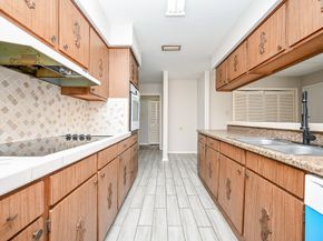 7878 Leonora Street, Houston TX 77061