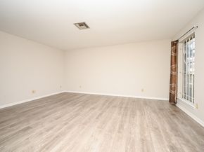 7878 Leonora Street, Houston TX 77061