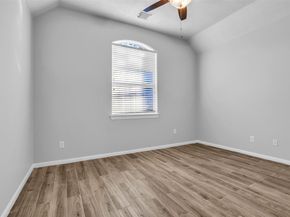 2512 Wynden Meadow Lane, Conroe TX 77304