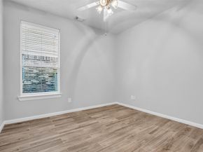 2512 Wynden Meadow Lane, Conroe TX 77304