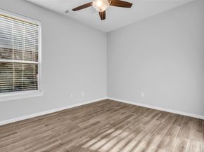 2512 Wynden Meadow Lane, Conroe TX 77304