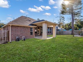 2512 Wynden Meadow Lane, Conroe TX 77304