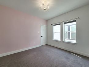 5019 Creekmont Drive, Houston TX 77091