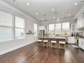 9614 Riddlewood Ln, Houston TX 77025