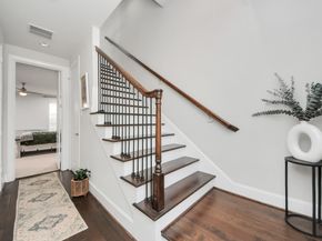 9614 Riddlewood Ln, Houston TX 77025