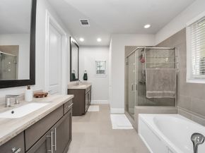 9614 Riddlewood Ln, Houston TX 77025