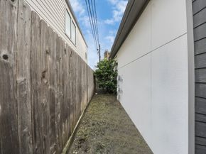 9614 Riddlewood Ln, Houston TX 77025