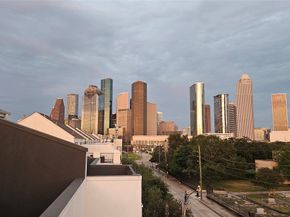 1304 W Dallas, Houston TX 77019