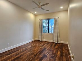 1304 W Dallas, Houston TX 77019