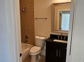 1304 W Dallas, Houston TX 77019