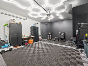 1303 Upland Retreat Blue Place, Houston TX 77043