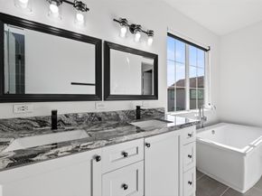 1303 Upland Retreat Blue Place, Houston TX 77043