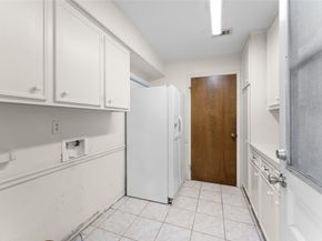 3614 Shanemoss Court, Houston TX 77068