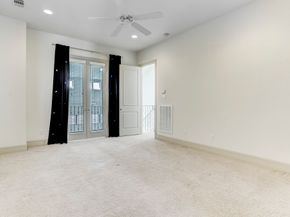 2825 Pease Street, Houston TX 77003