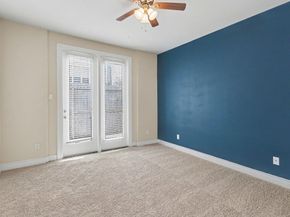 2715 Sherwin Street, Houston TX 77007