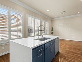 2715 Sherwin Street, Houston TX 77007