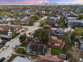 1305 Enid Street, Houston TX 77009