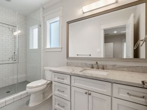 403 Columbia Street, Houston TX 77007