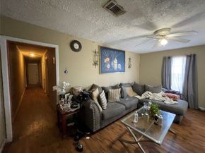 8003 Munn Street, Houston TX 77029