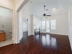 7155 Windwater Lagoon, Houston TX 77036