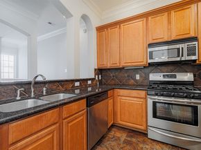 7155 Windwater Lagoon, Houston TX 77036