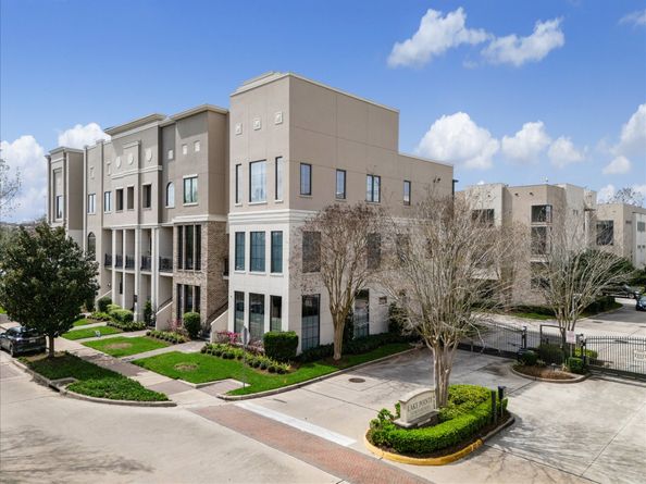 1416 Lake Pointe Parkway, Sugar Land TX 77478