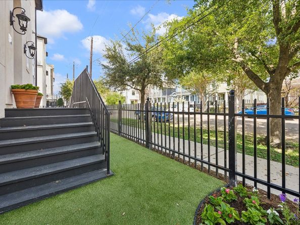 1512 W 23rd Street, Houston TX 77008
