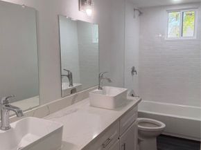 2281 Des Jardines Street, Houston TX 77023