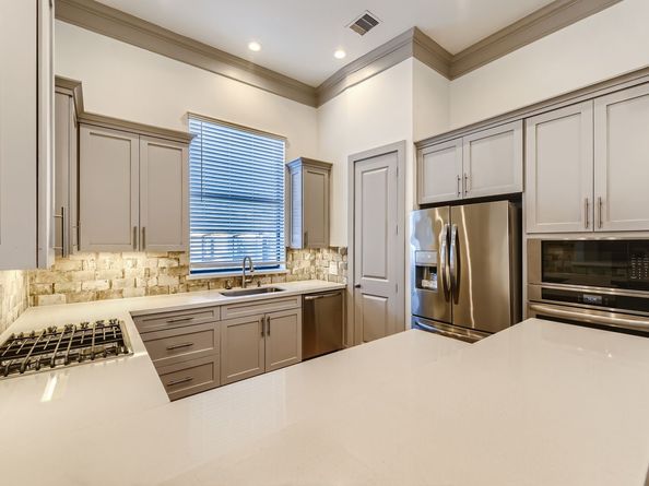 2208 Arabelle Street, Houston TX 77007